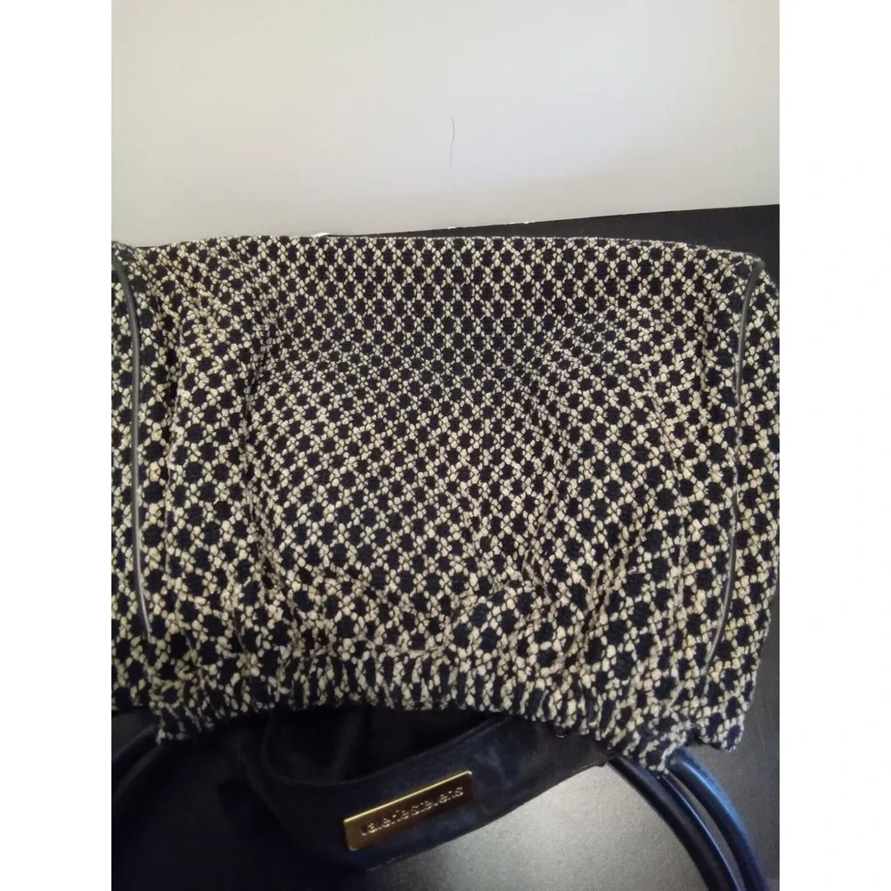 Valerie Stevens Black Cream Diamond Knit Hobo Bag Circular Handle Shoulder Purse